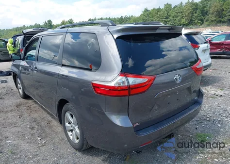 2015 Toyota Sienna Le 8 Passenger from USA, damaged, VIN 5TDKK3DC3FS555538